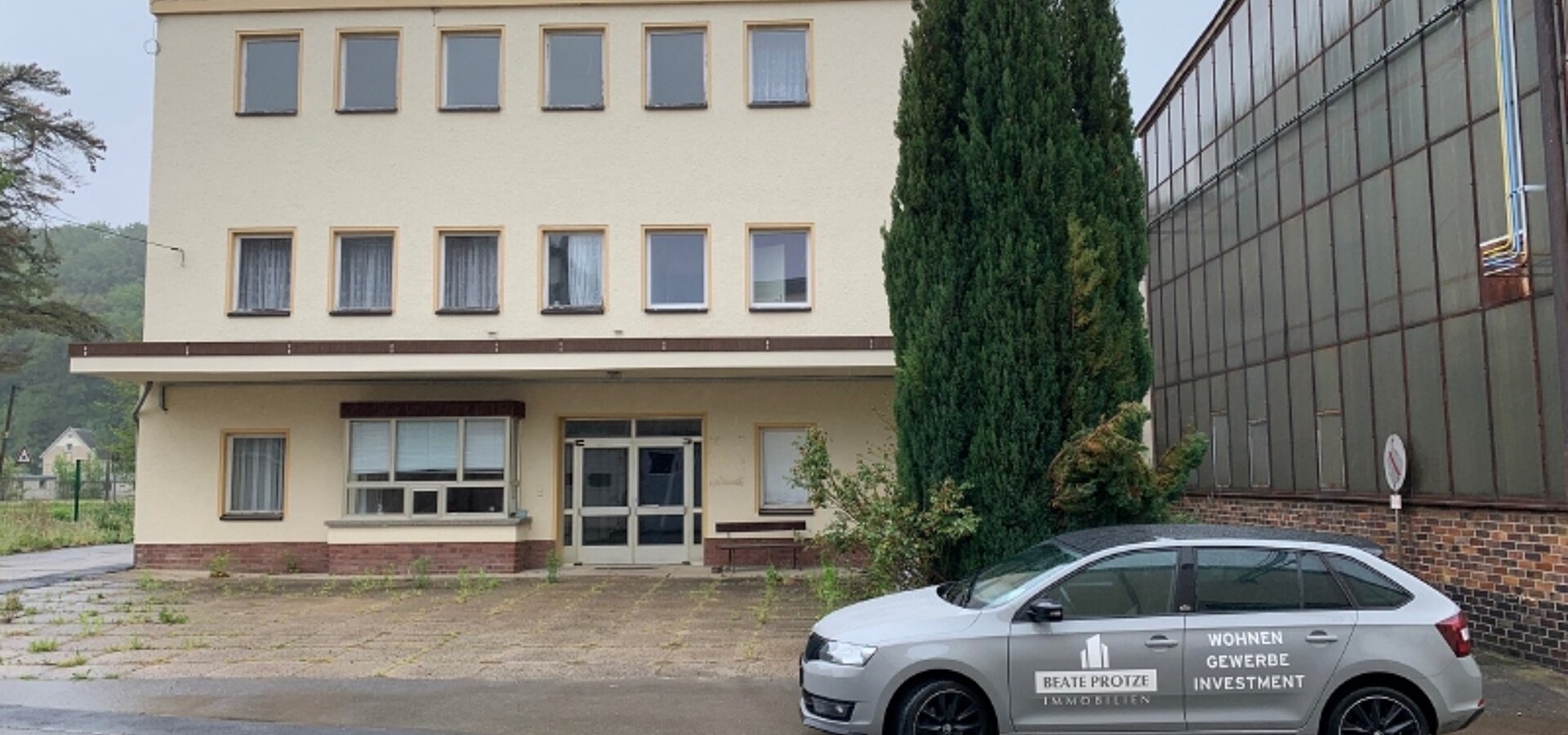 Außenansicht Bürogebäude