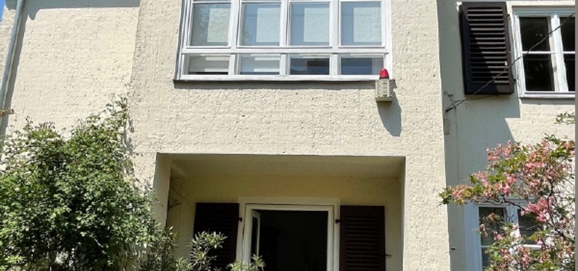Zugang zum EG vom Garten