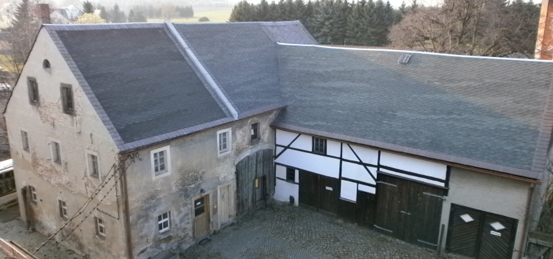 Hof von Südost