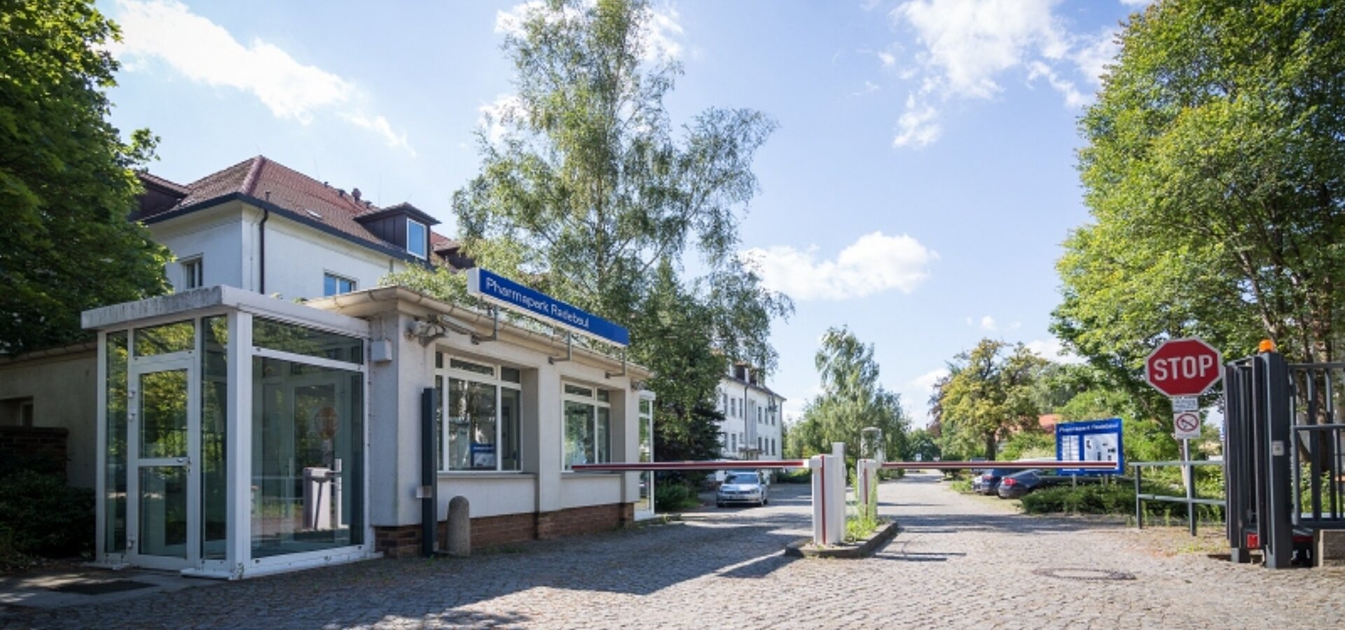 Eingang zum Pharmapark