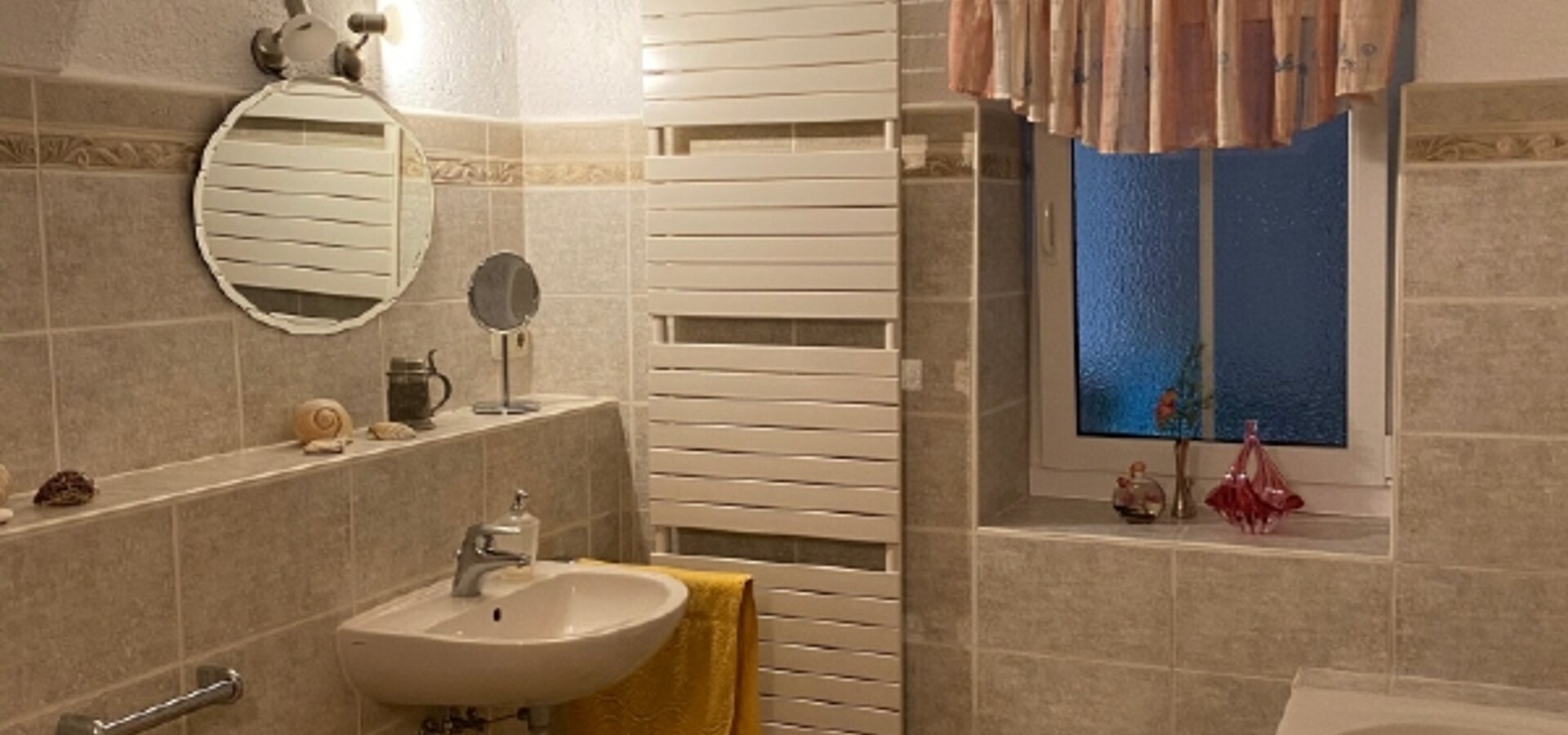 Wohnung EG - Bad