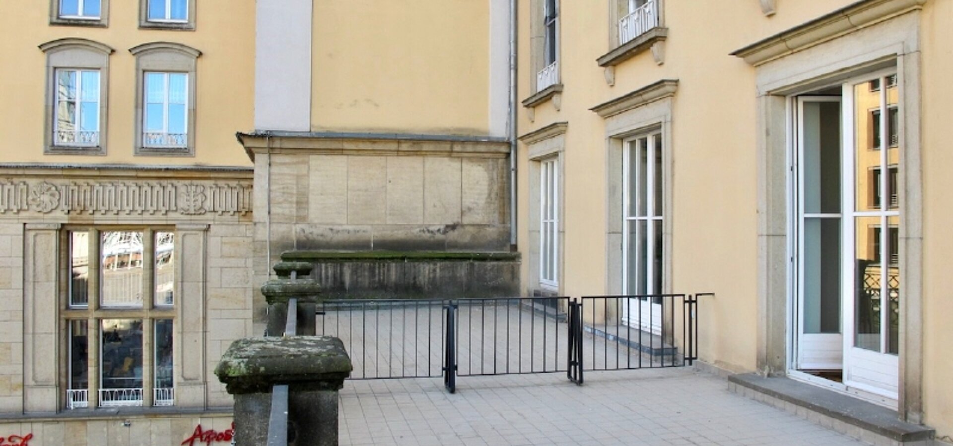 2 große Terrasse