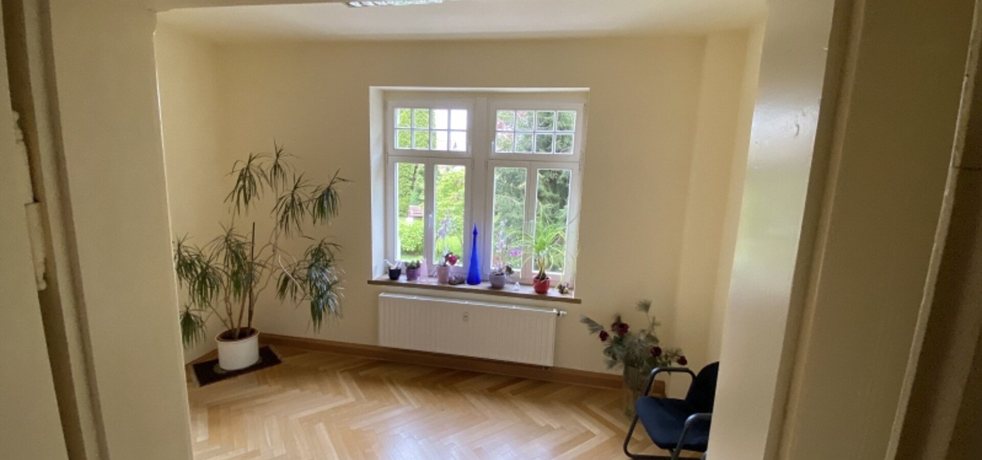 Wartezimmer im EG