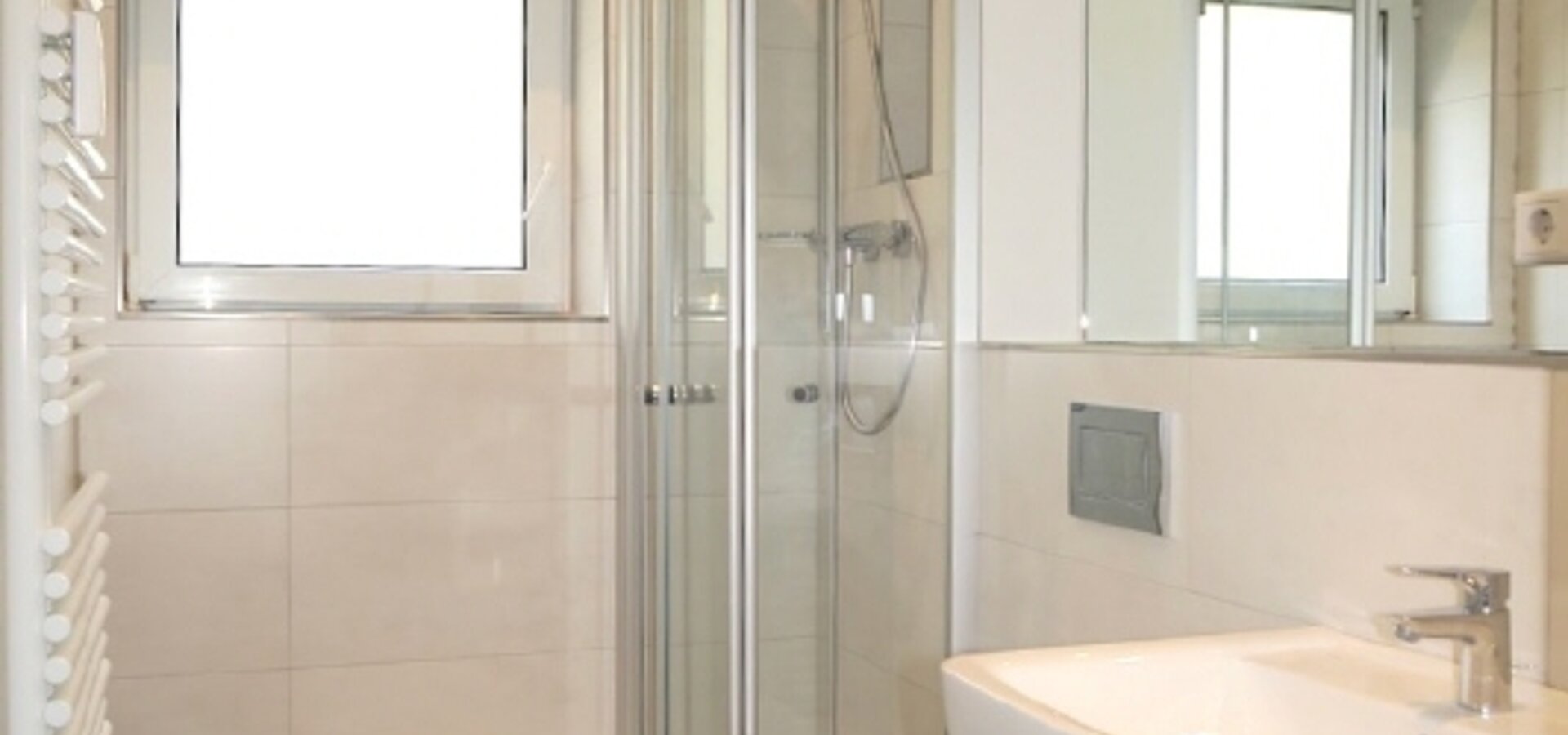 Bad mit Dusche