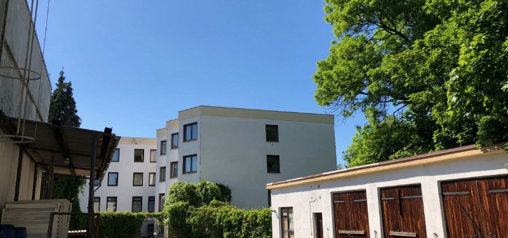 Zufahrt zum Ostausgang