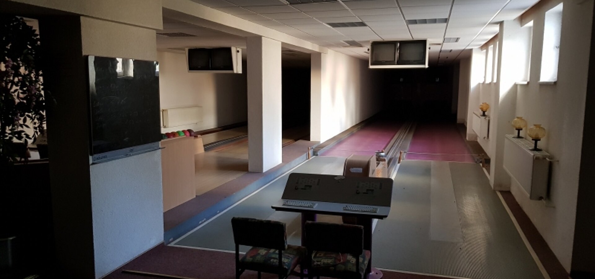 Bowling und Kegeln