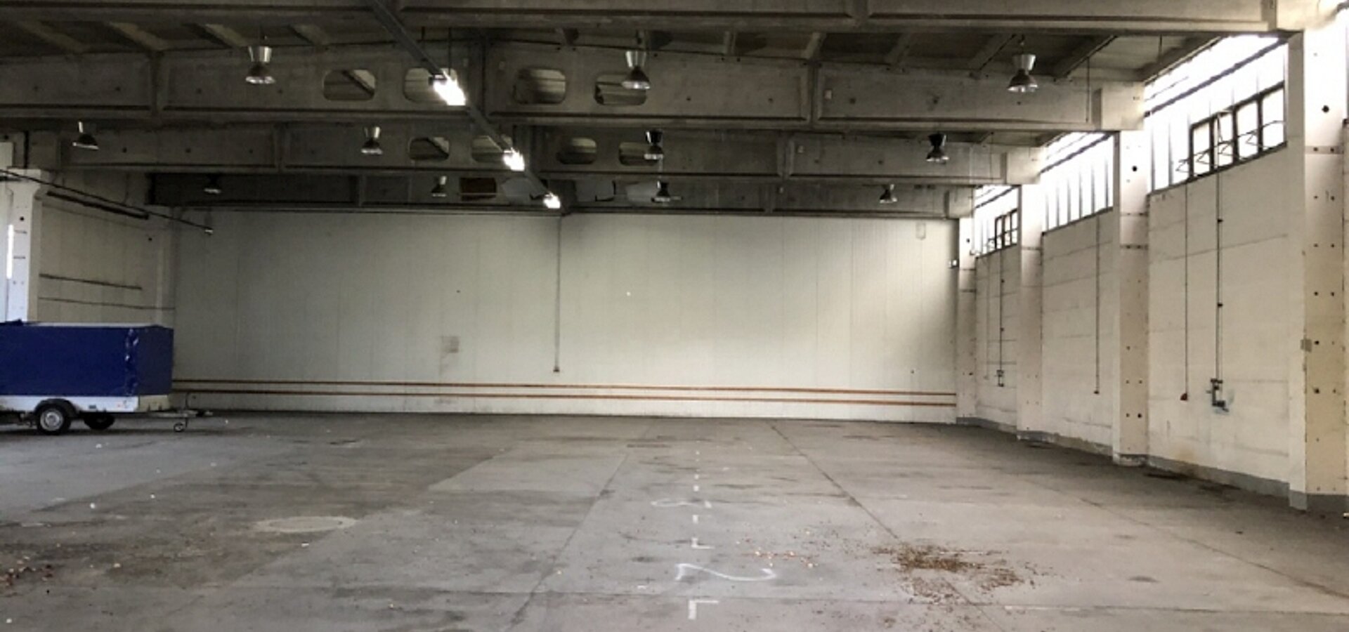 Halle Teil 1 ca 768m²