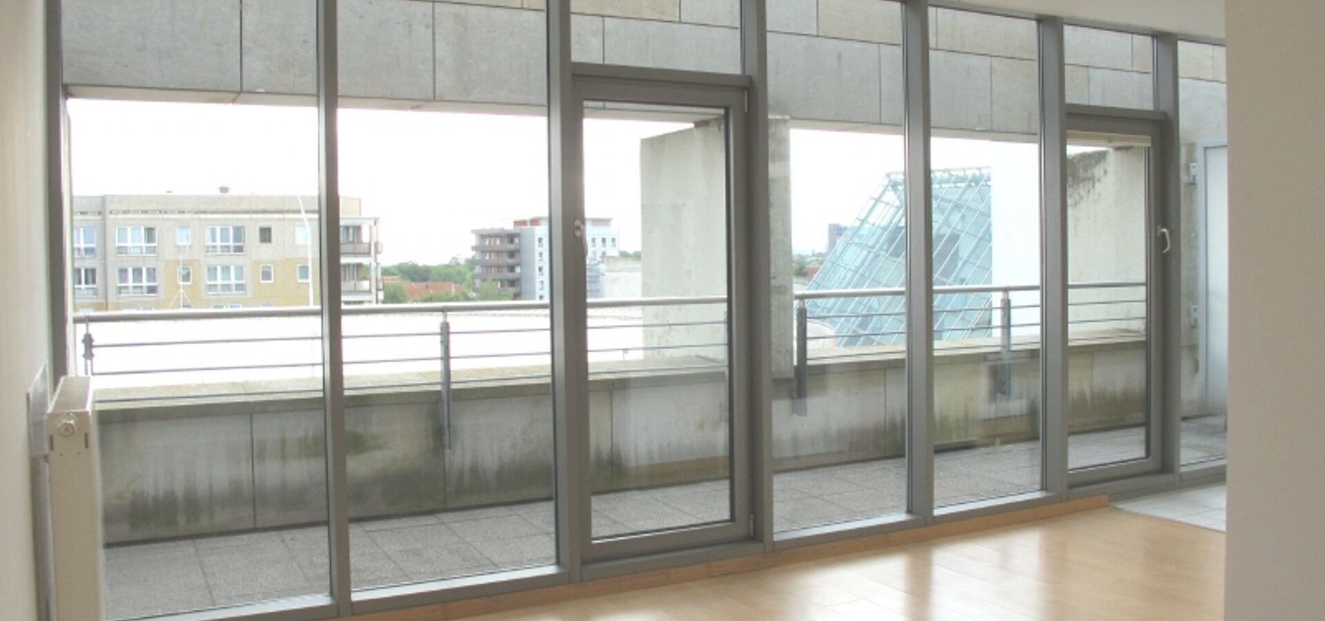 große Glasfront