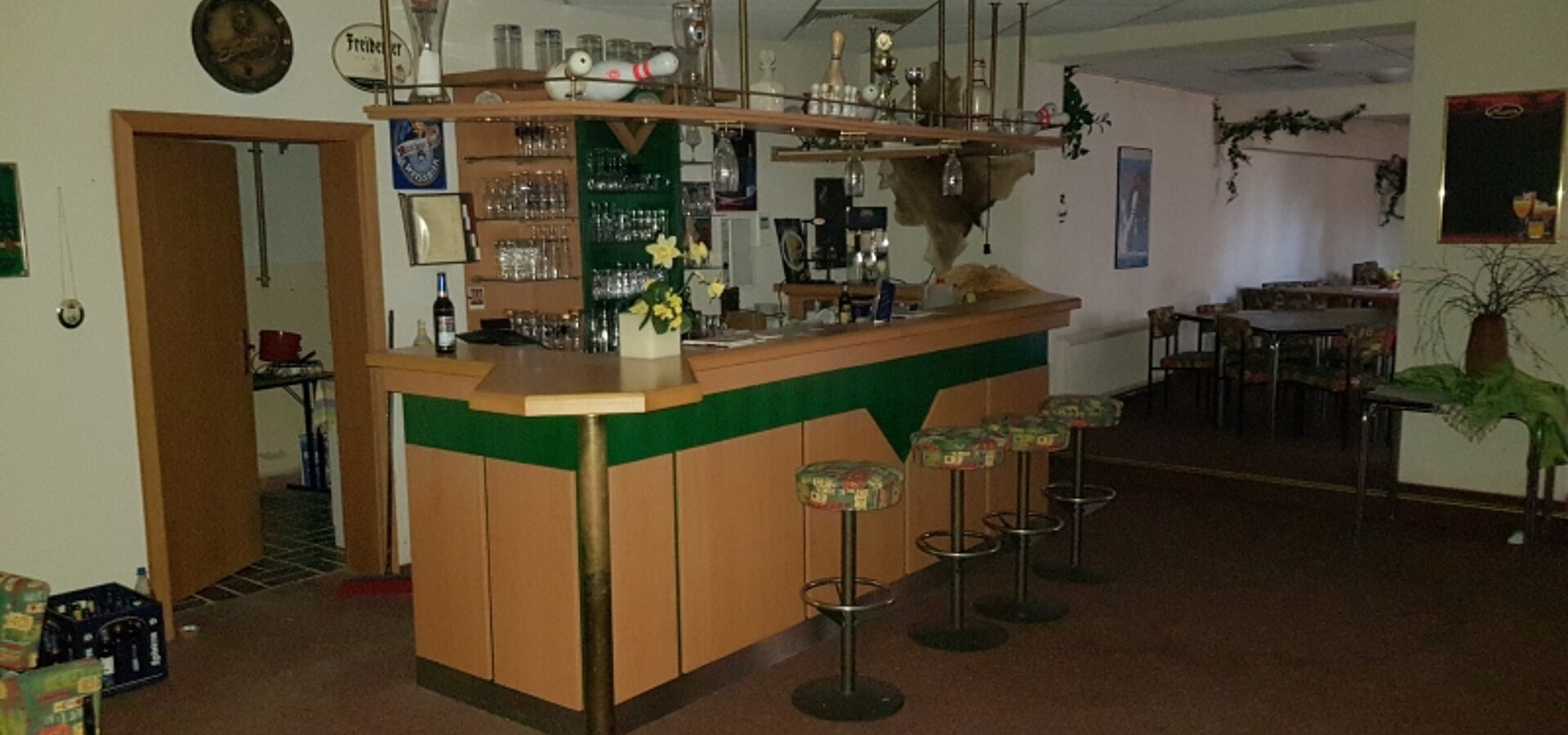 Bar an der Kegelbahn