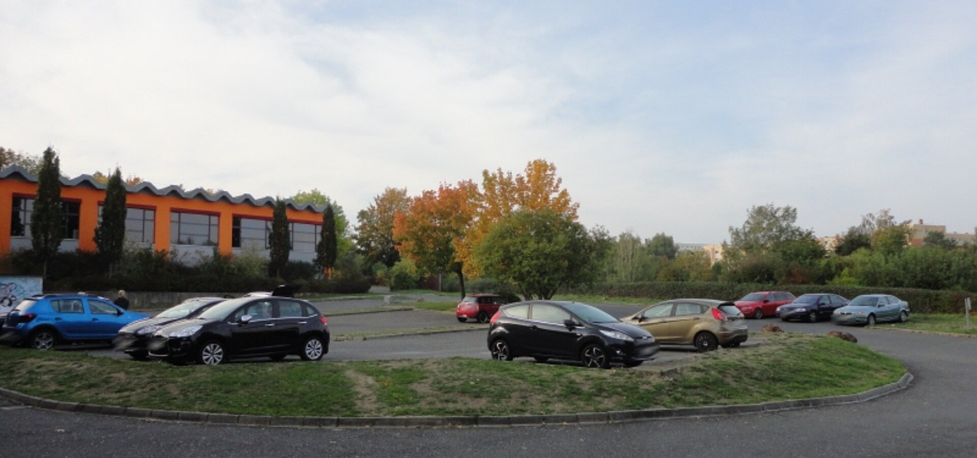 Parkplatz Westseite