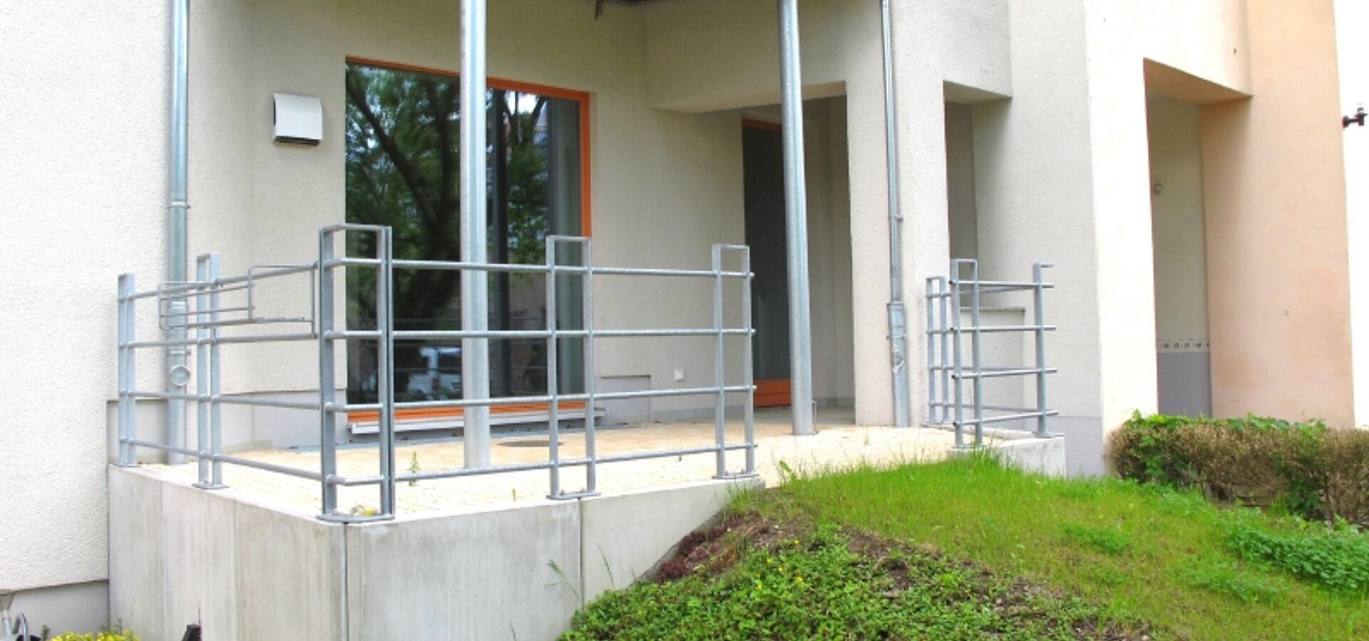 überdachte Terrasse