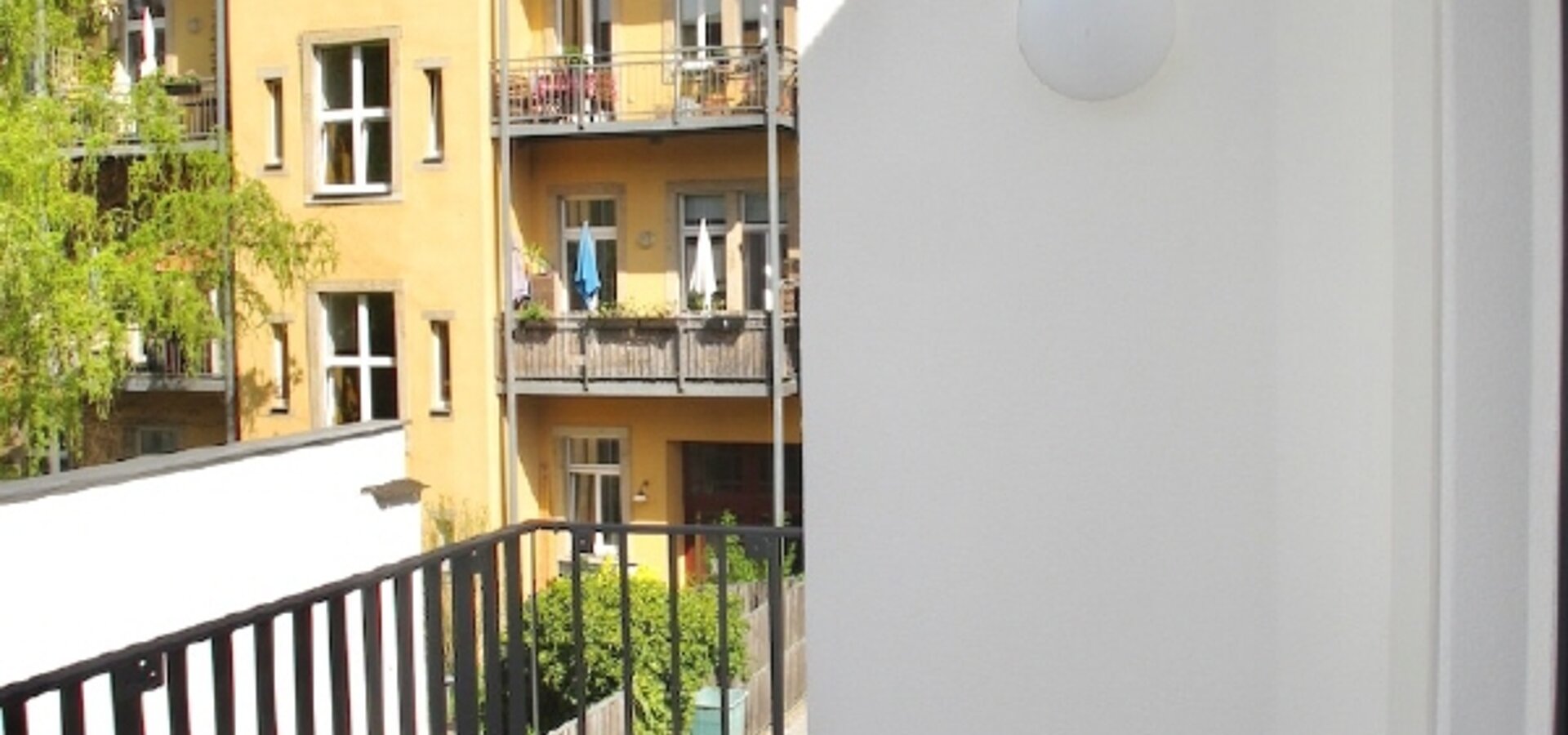 West-Balkon (Wohnung 4)
