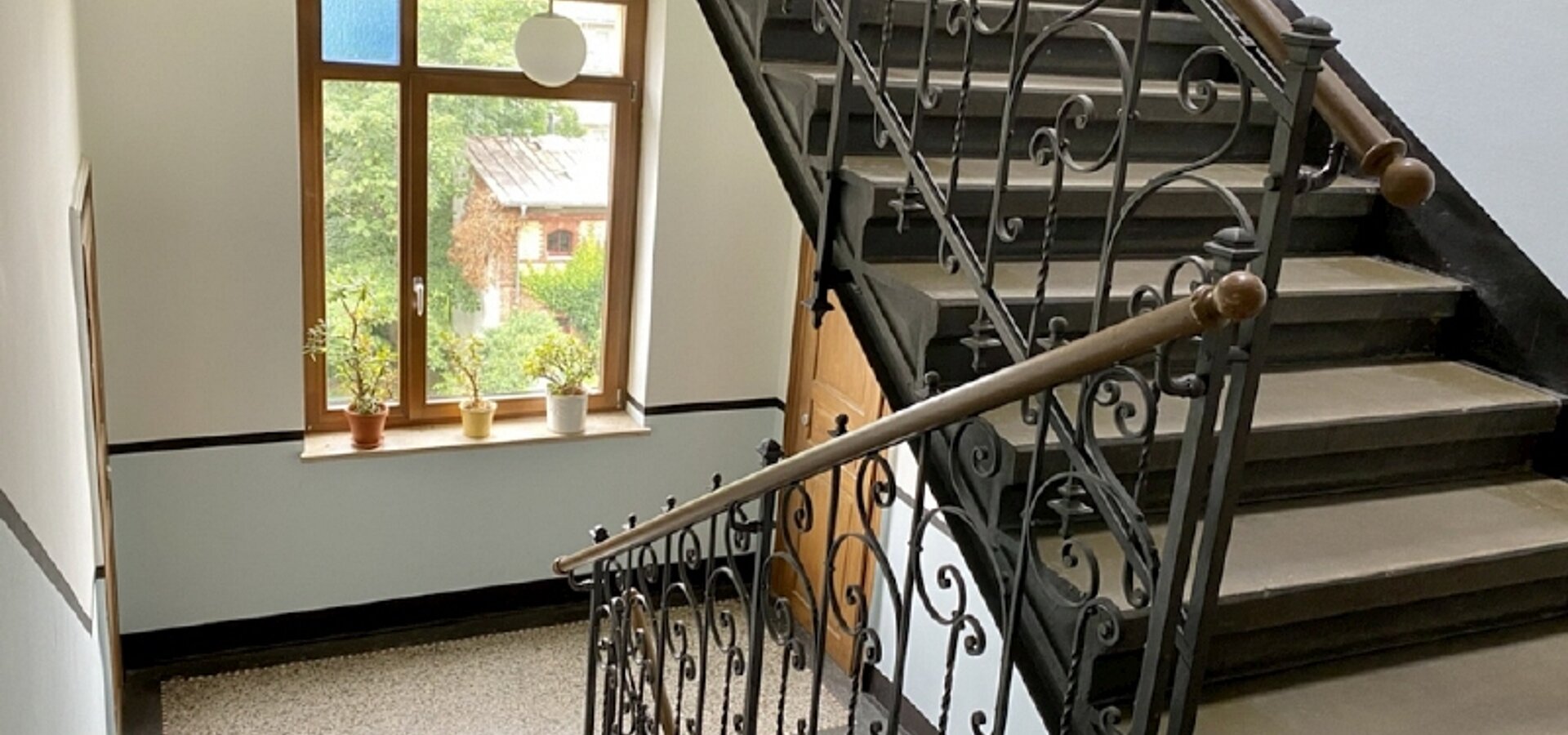 gepflegtes Treppenhaus