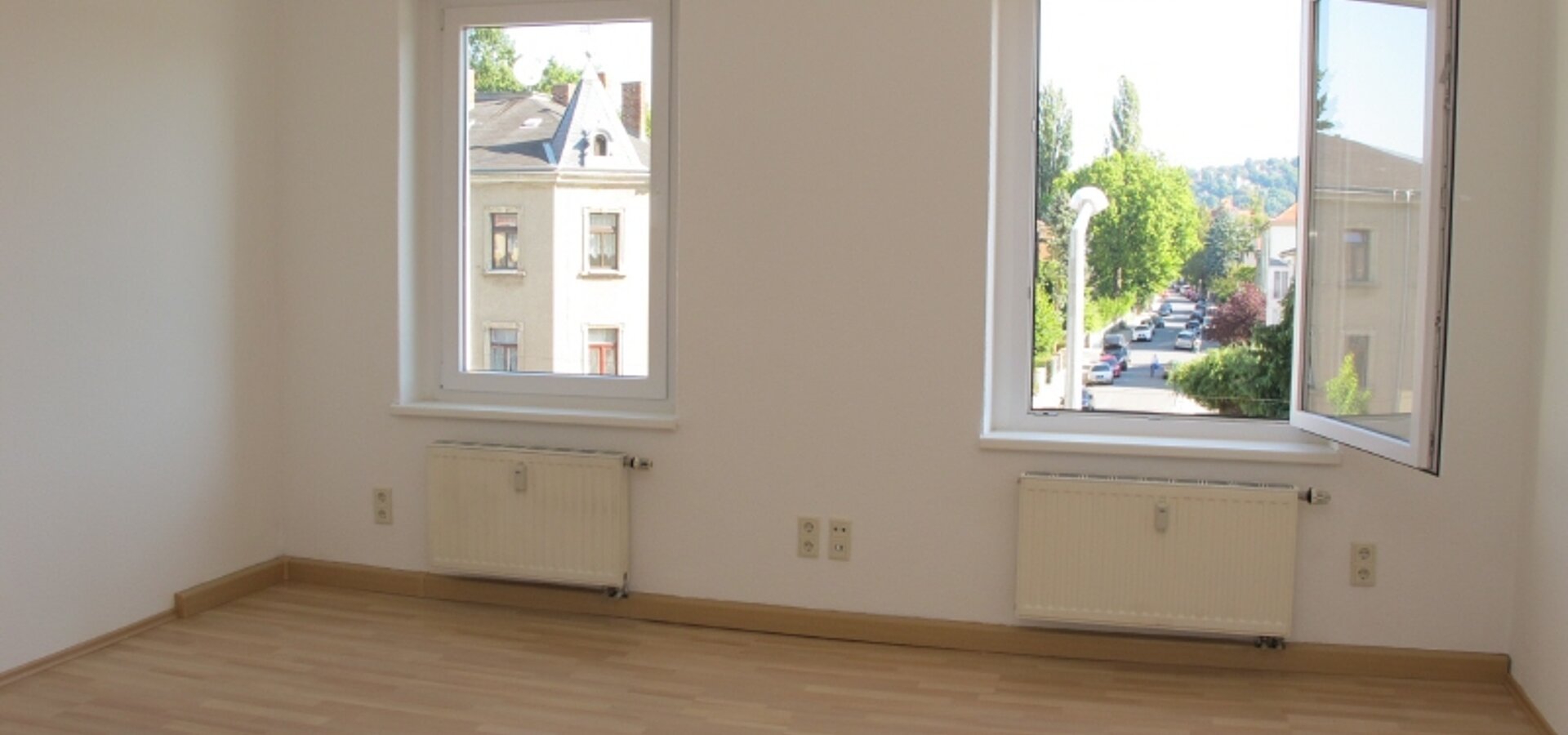 6 großes Zimmer