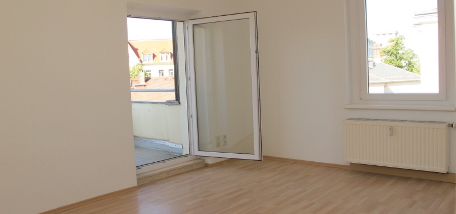 2 sonniges Zimmer